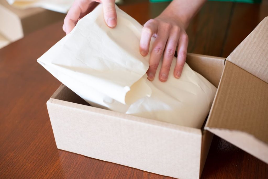 Préparation et emballage de commande e-commerce pour une boutique Shopify